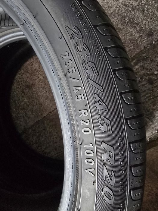 Pirelli 235/45 R20 100V vară