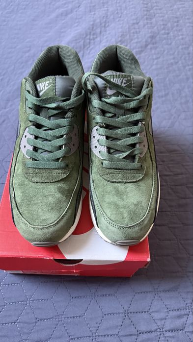 Оригинални маратонки Nike Air Max 90 Leather Carbon Green Metallic Pewter
