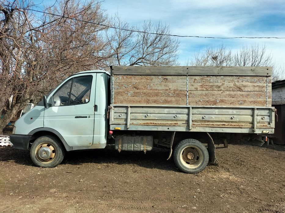 Продается газель бортовая