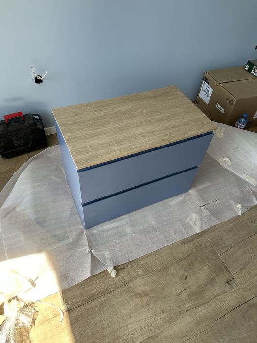 Конзолен шкаф за баня