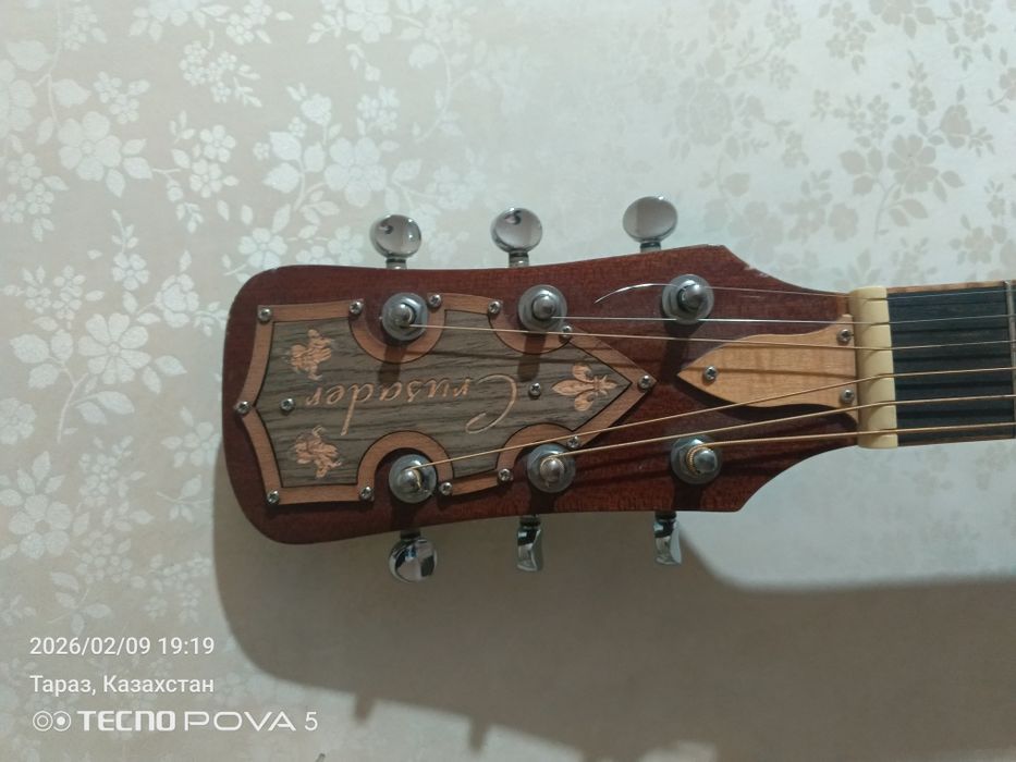Гитара  Гитара.шестиструнная отличная Гитара шестисрунная