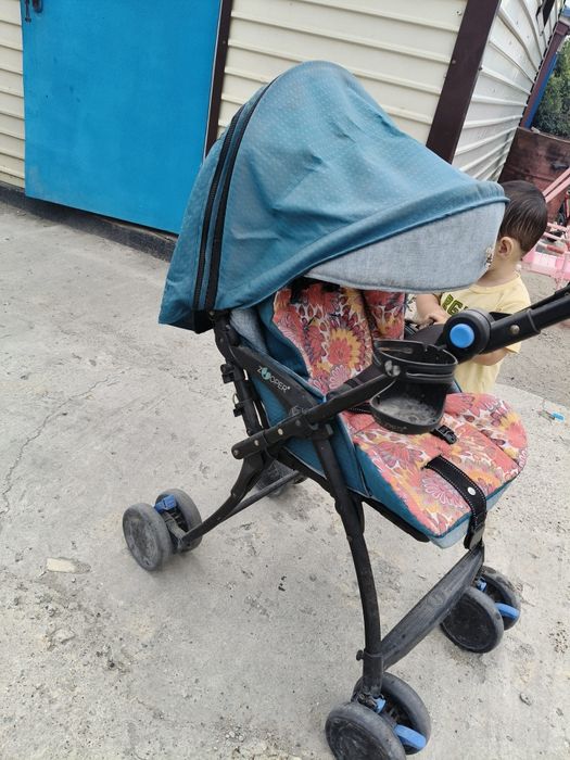Продам детскую коляску