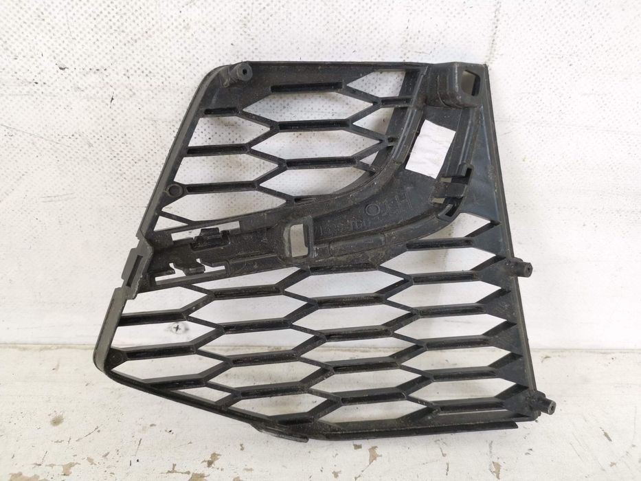 Хонда Цивик / Honda Civic 10 [фейслифт] Предна лява решетка на бронята