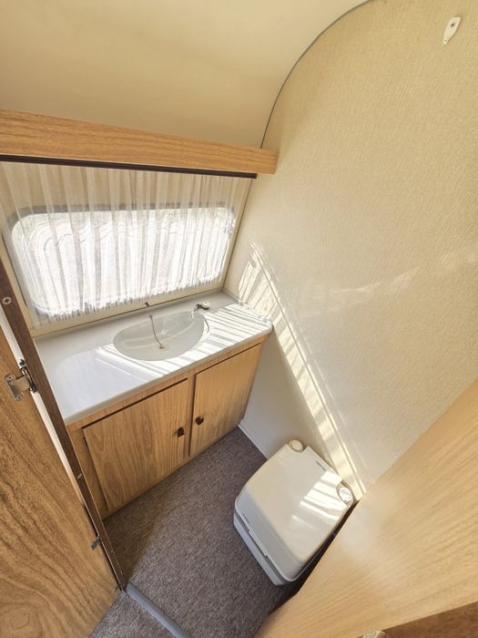 Продава се караване AVENTO MASTER 350 TL