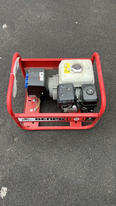 Бензиновый генератор/ Бензогенератор