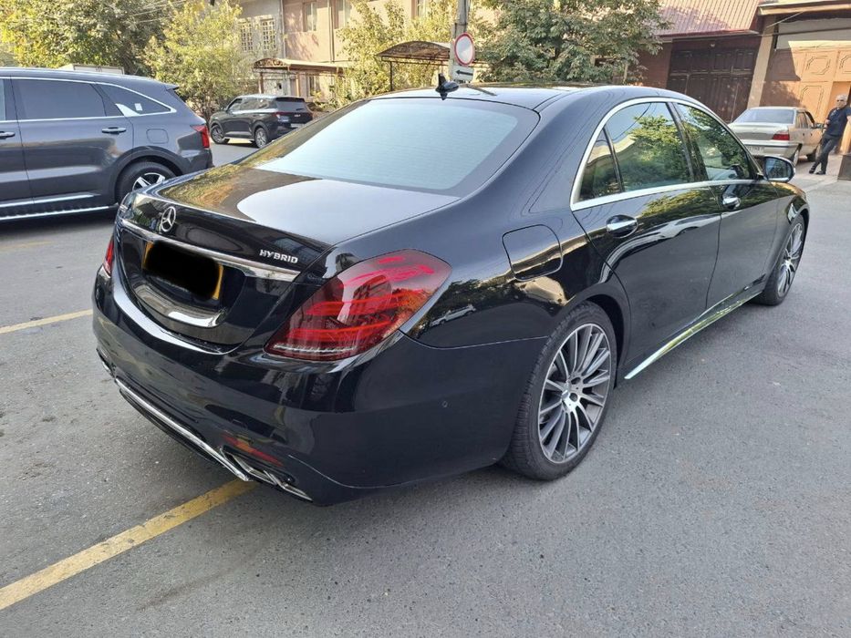 Продам Mercedes S400 заряжен в кузов 2020 цена 49000уе торг у капота