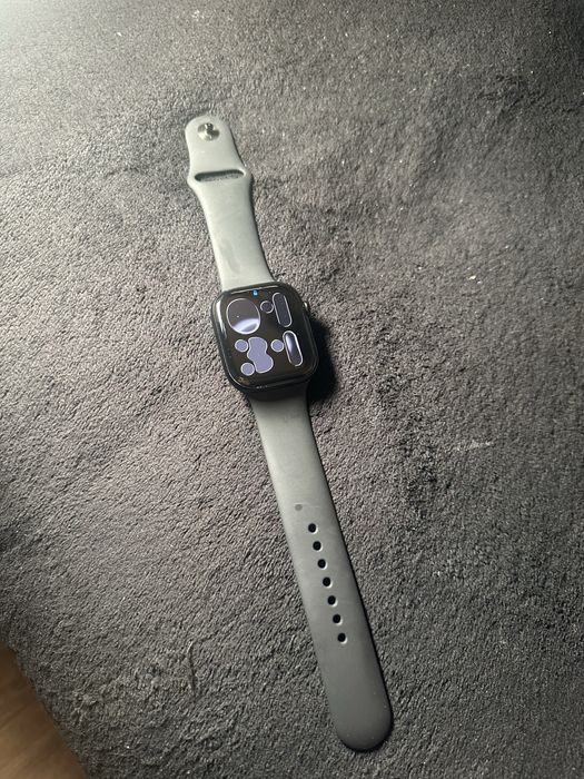 Apple Watch Series 10 GPS + Cellular (eSIM).