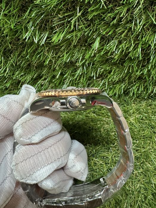Rolex Oyster Perpetual Date