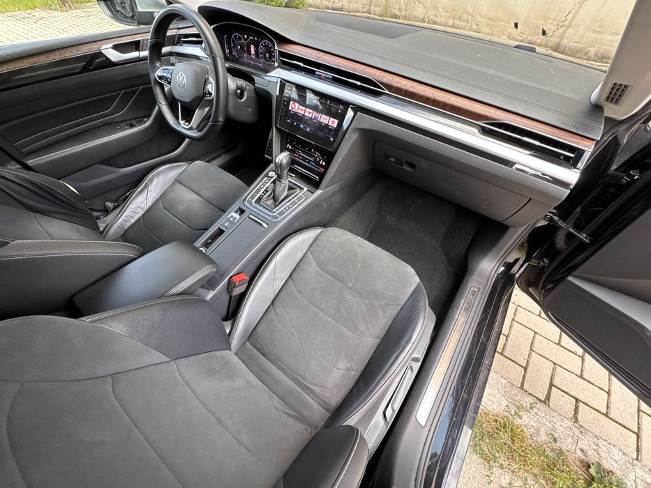 VW Arteon 2.0 TDI DSG Elegance 150cp usor avariat