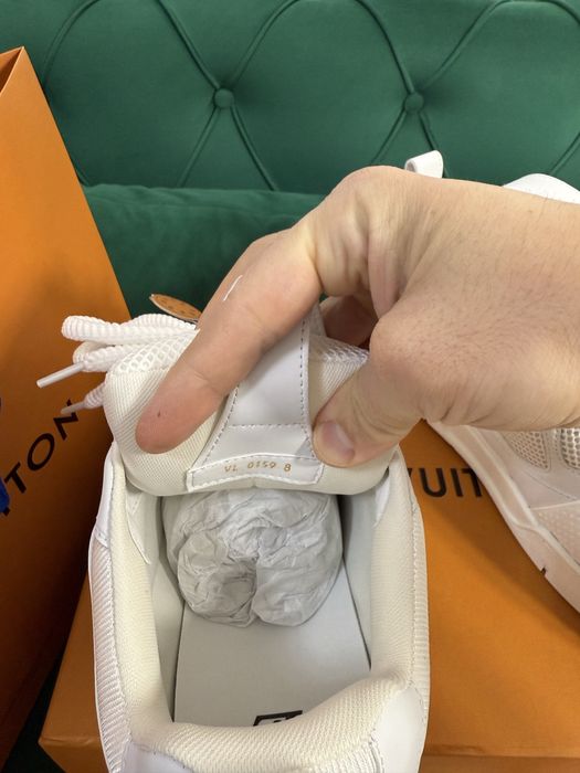 Adidasi Louis Vuitton Skate piele naturala 100% Full Box colectie noua