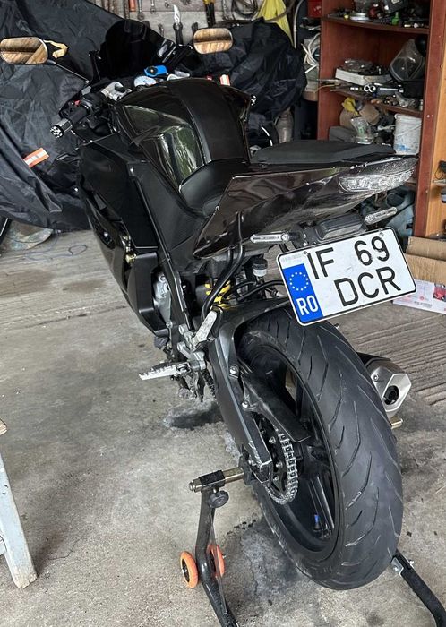 Yamaha YZF-R125 2010