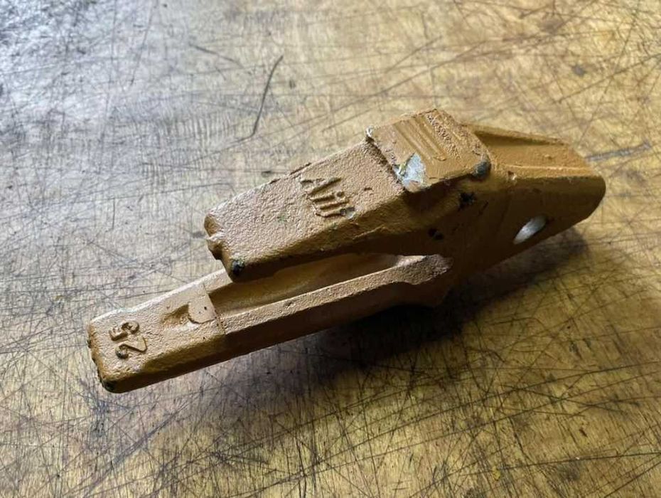 Адаптеры  ковша для спецтехники на экскаваторы