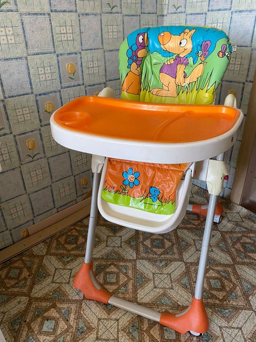 Продам детский столик