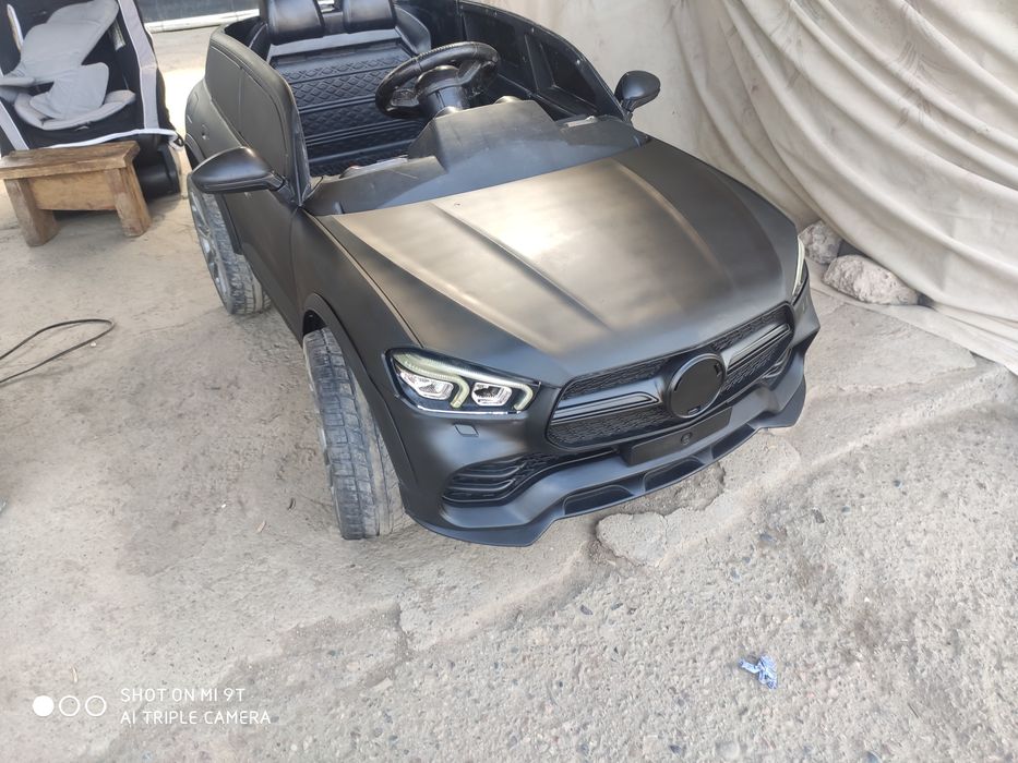 Продам детский автомобиль