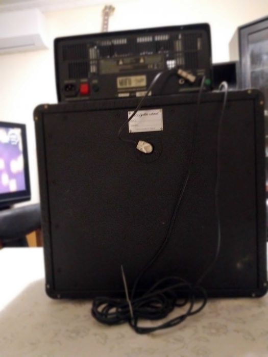 китарен -30 вата пълна лампаусилватела е дъщерна фирма