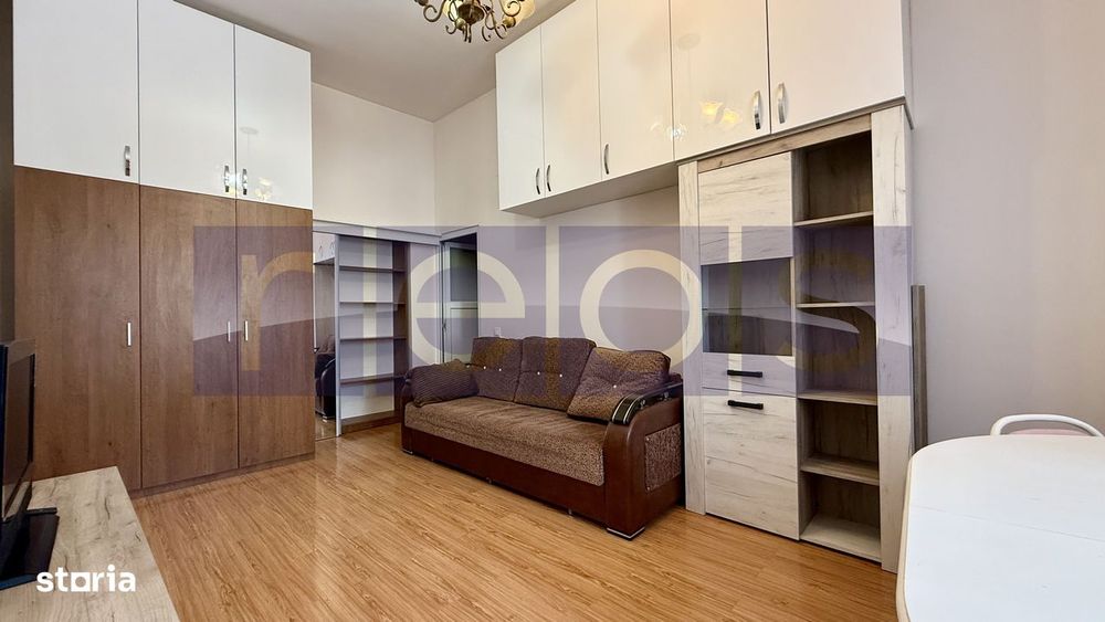 Inchiriere 2 Camere | Zona Unirii | Loc De Parcare | Centrala Proprie