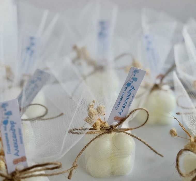 Подаръци за гости за кръщене, погача, рожден ден/карти за наричане/