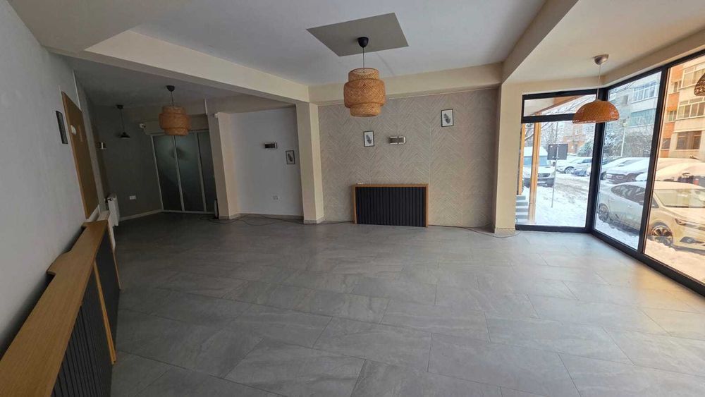 Spațiu versatil de inchiriat – ideal pentru birou / servicii