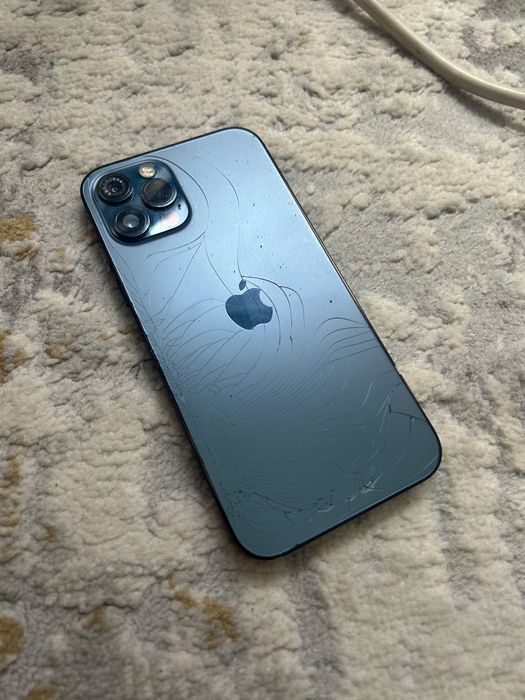 iPHONE 12 pro 256GB