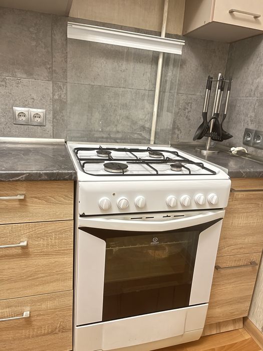 Газовая плита Indesit