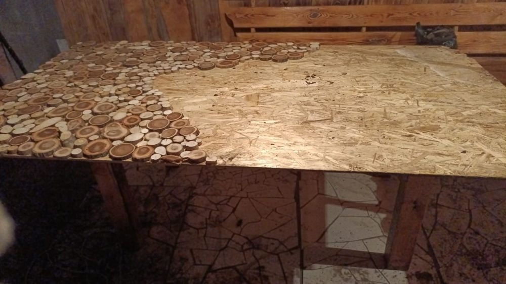 Спилы разных деревьев 8000/ квадрат