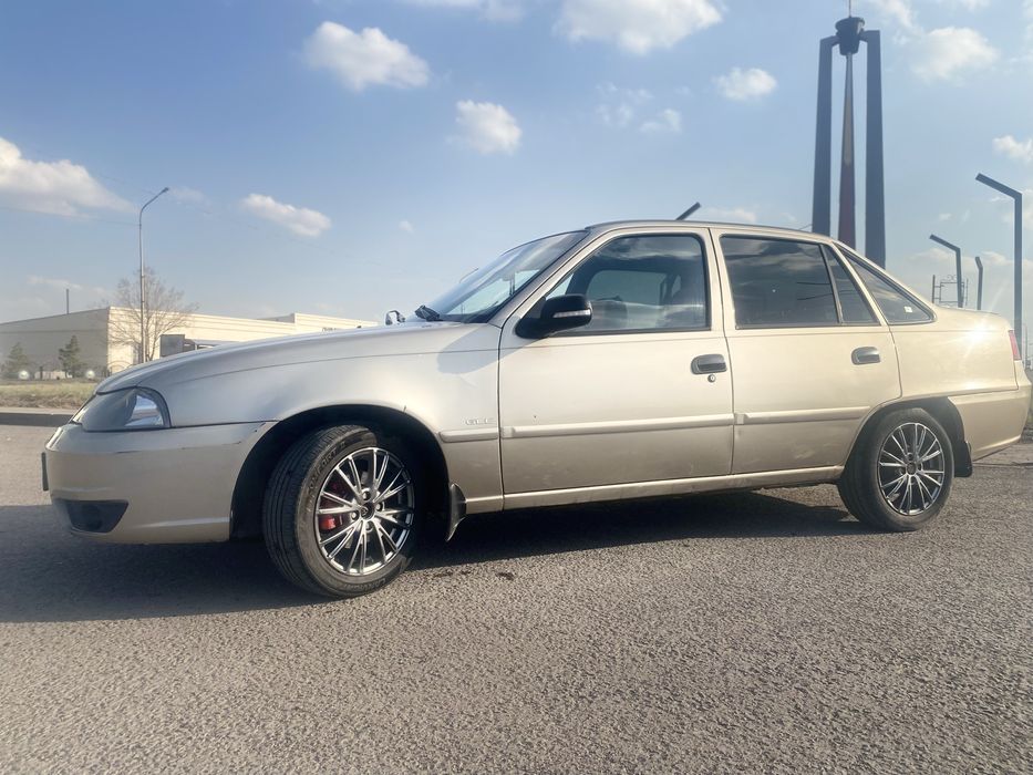 Продам Нексия 2