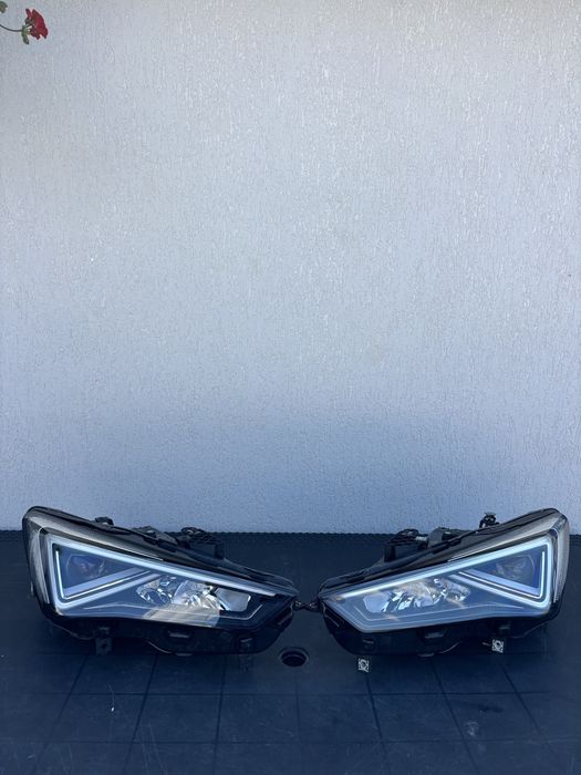 Far stanga dreapta seat cupra formentor leon tarraco