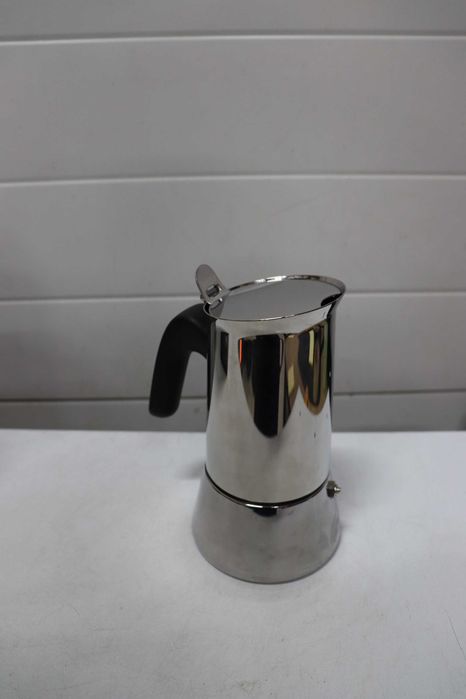 Bialetti Нова индукционна кафемашина Venus,подходяща за всички котлони