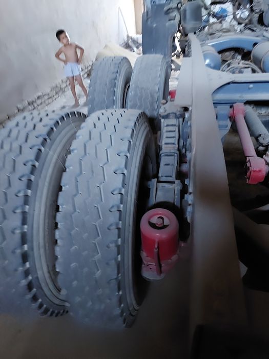 Kamaz tigach sotiladi