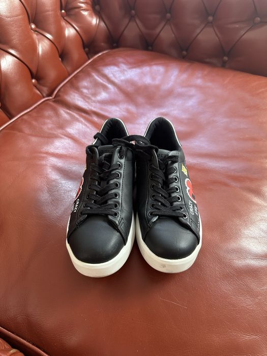 Adidas Guess, purtati o data, aproape noi, piele, 37.