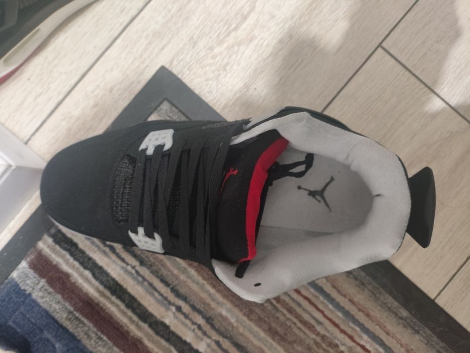 кросовки air jordan 4