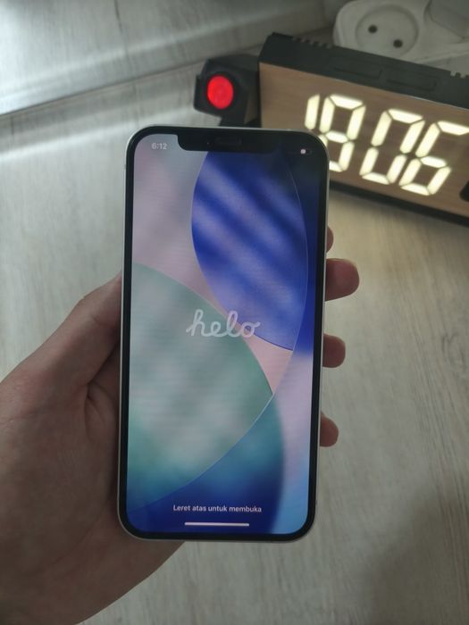 Белый Iphone 12 256gb