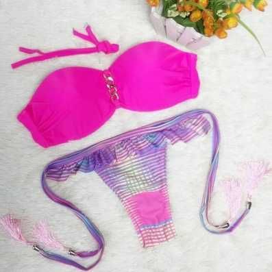 Бански костюми с верижка