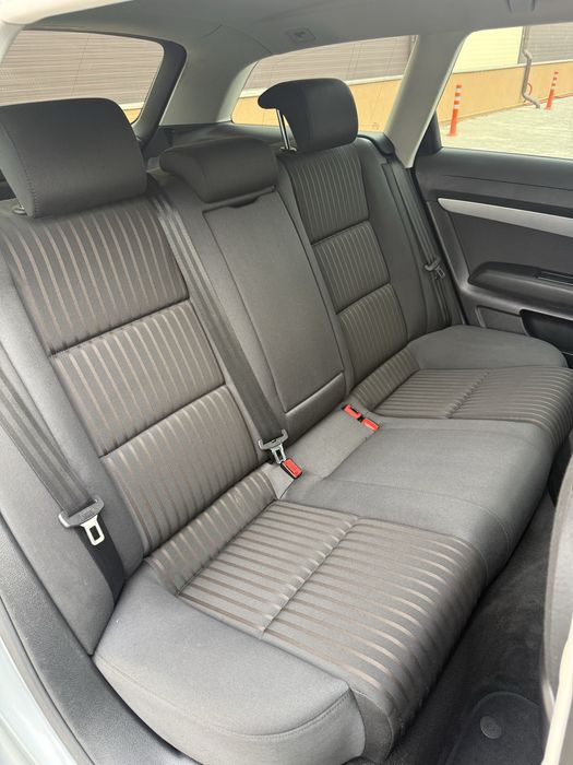 Audi A6 2011 2.0 170 HP Perne Keyless GO Distronic Lane Assist