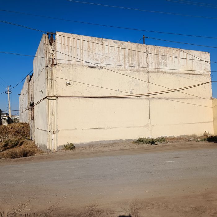 Ургенч шаҳрида улгуржи аптекага мулжаланган Нотурар бино сотилади