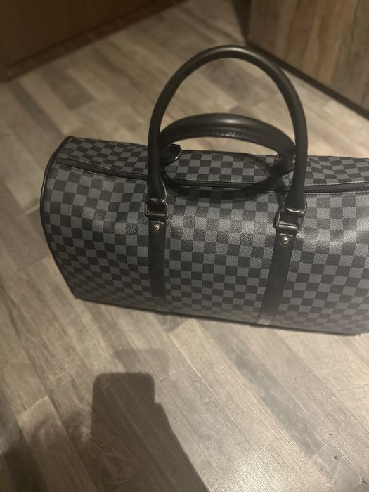 Geanta louis vuitton