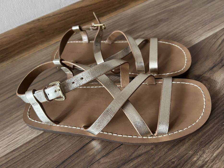 Дамски сандали Oysho