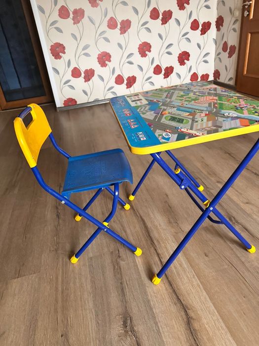 Комплект детская парта и стул