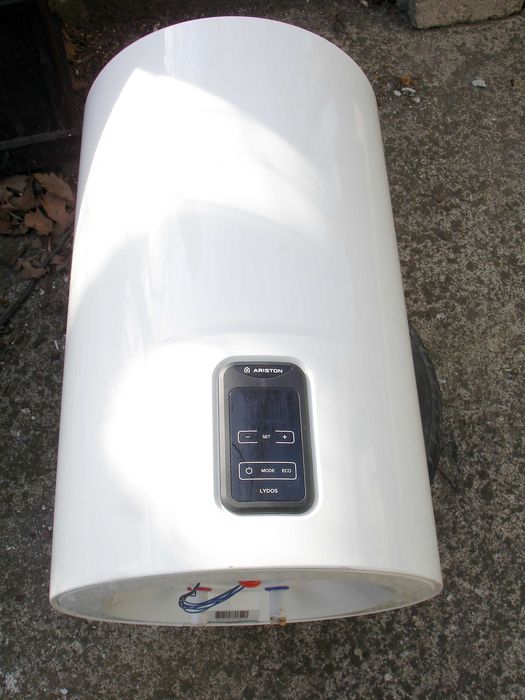 Бойлер Ariston Lydos Plus 80V, 1800W