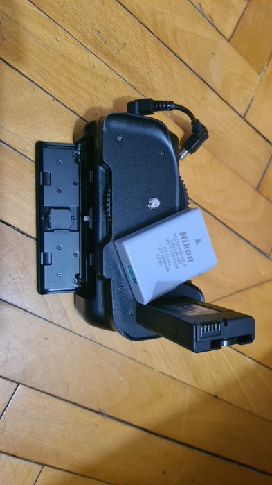 Nikon D5300 + obiectiv 18-140