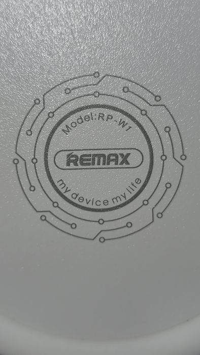 Wireless безжично зарядно със LED подсветка.