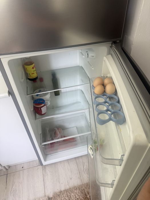 Срочно продам холодильник