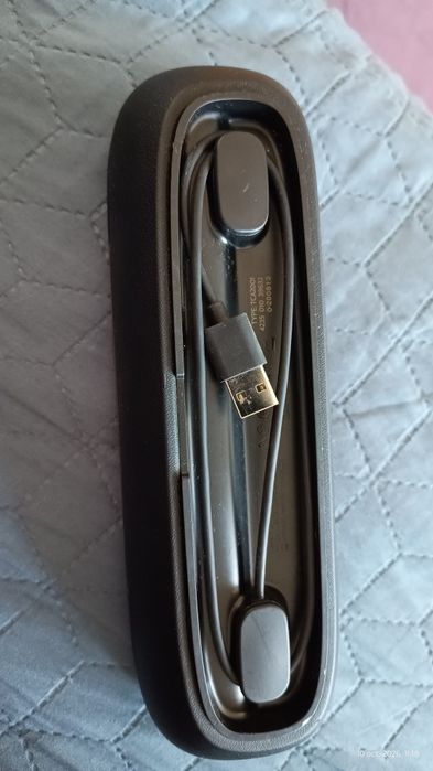 Carcasa / etui cu functie de incarcare pentru periuta de dinti electrica Philips