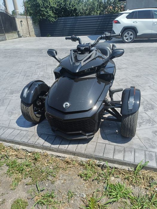 Can-Am Spyder F3