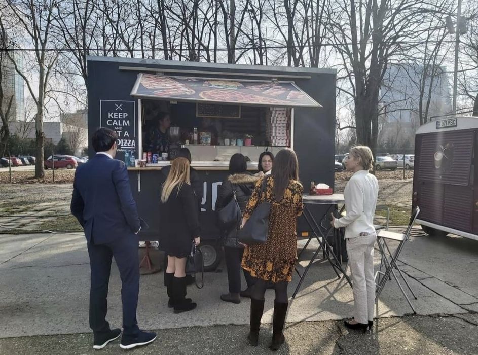 Vand/Inchiriez Rulota Food Truck Street Food !