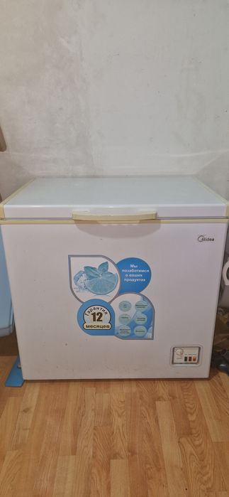 Продам морозильный ларь Midea
