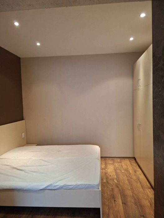 Дава се под наем Двустаен апартамент в София, Център - 60 кв.м за 697.17 € - Снимка #7