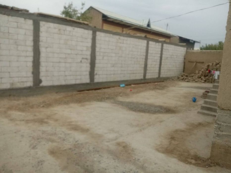 Uy 3 sotiq gaz SUV sevt bor