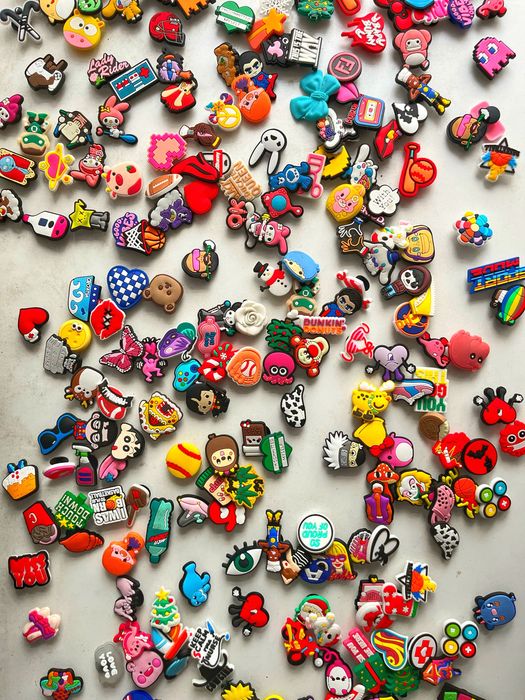 Jibbitz LA ALEGERE! CEL MAI MIC PRET figurine charms pin crocs