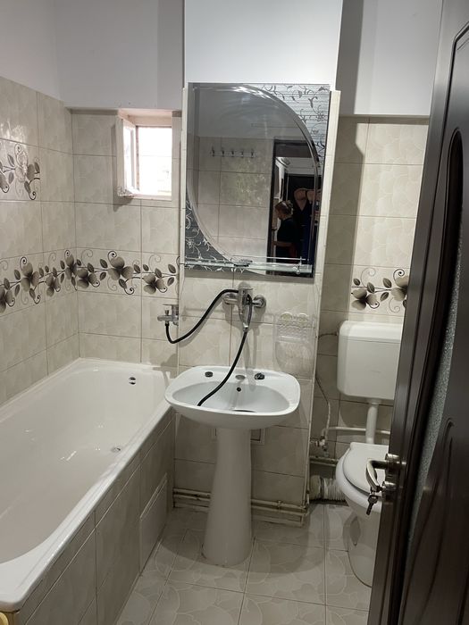 Chirie  apartament Micro17